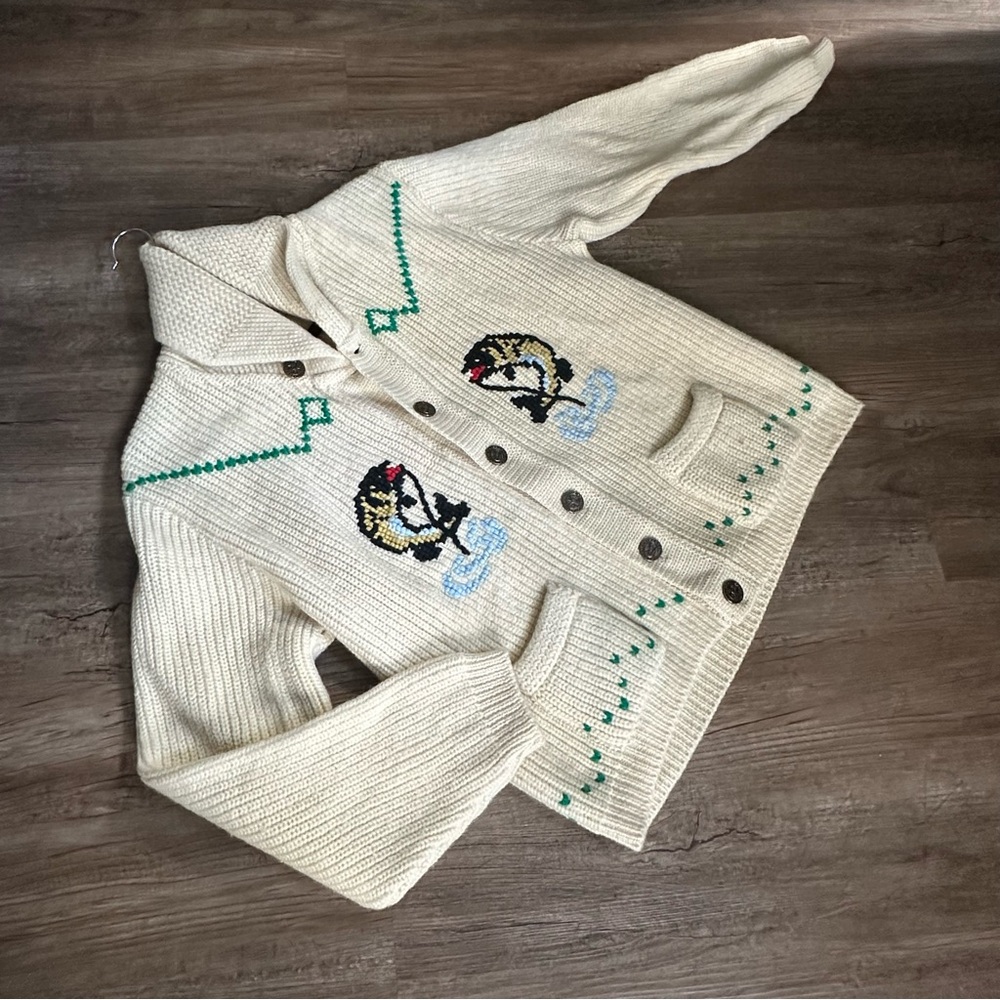 1960’s Tundra Virgin Wool Knit Cardigan fish cozy cabin aesthetic - Picture 4 of 9